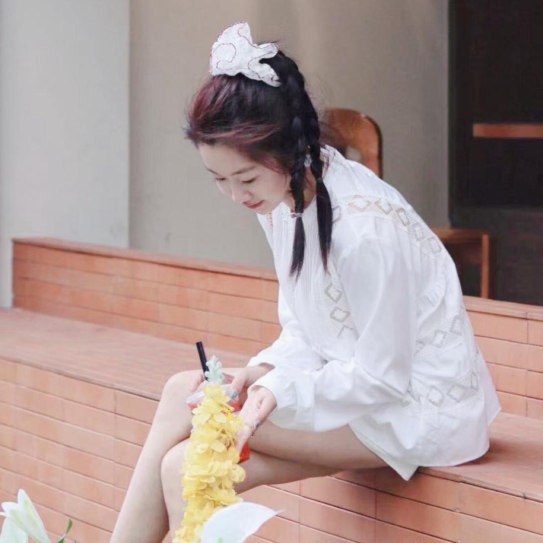 嫣然ᩚ 若 ོ曦