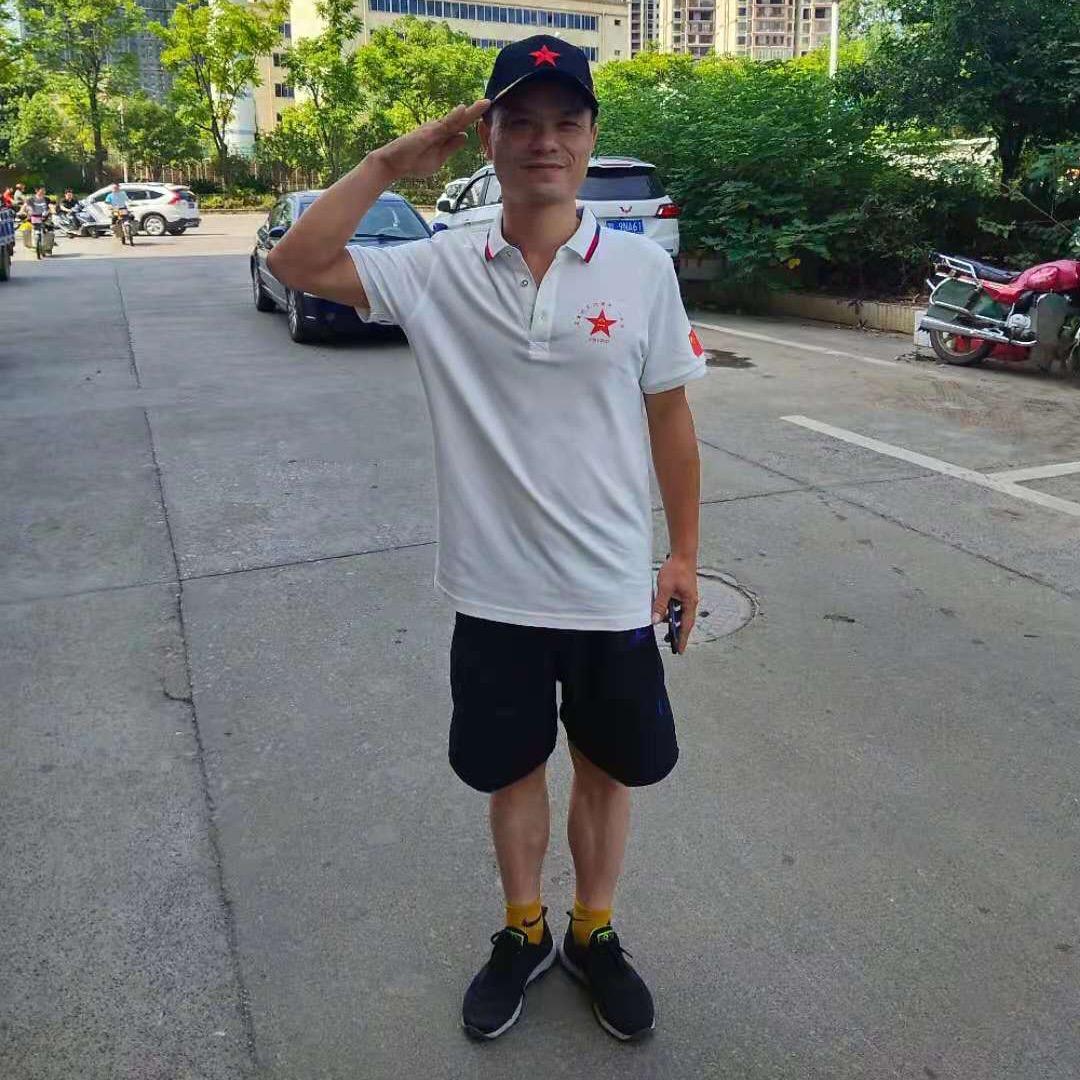 老Dj开的君味原味梅田猪脚粉店