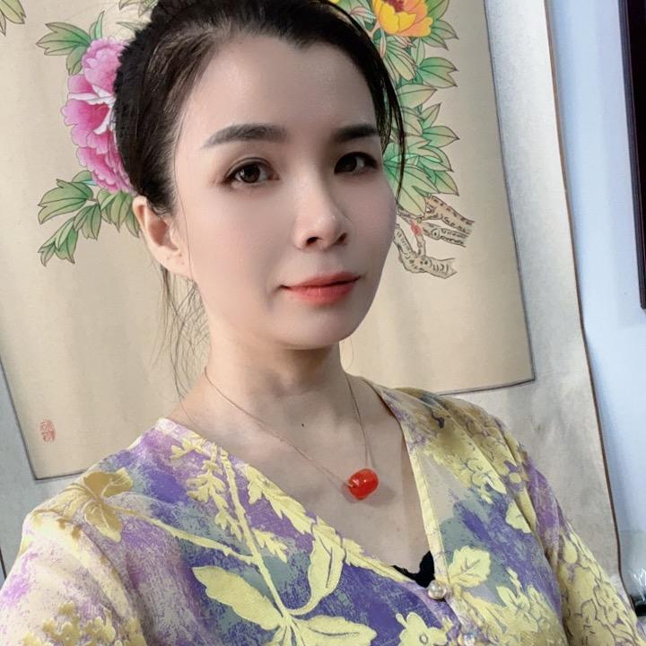 小熊爱古玩