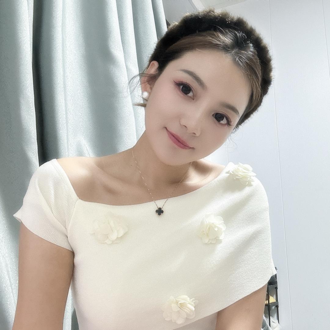 廾匸：