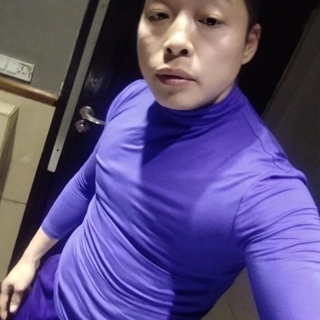 55岁扫大街的憨老头