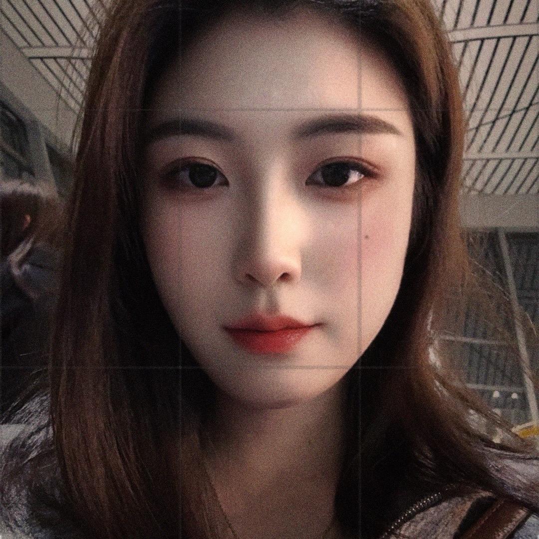 小何同学