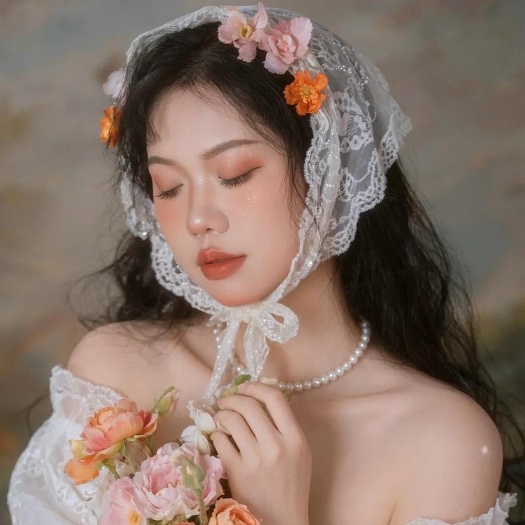 与君同年年