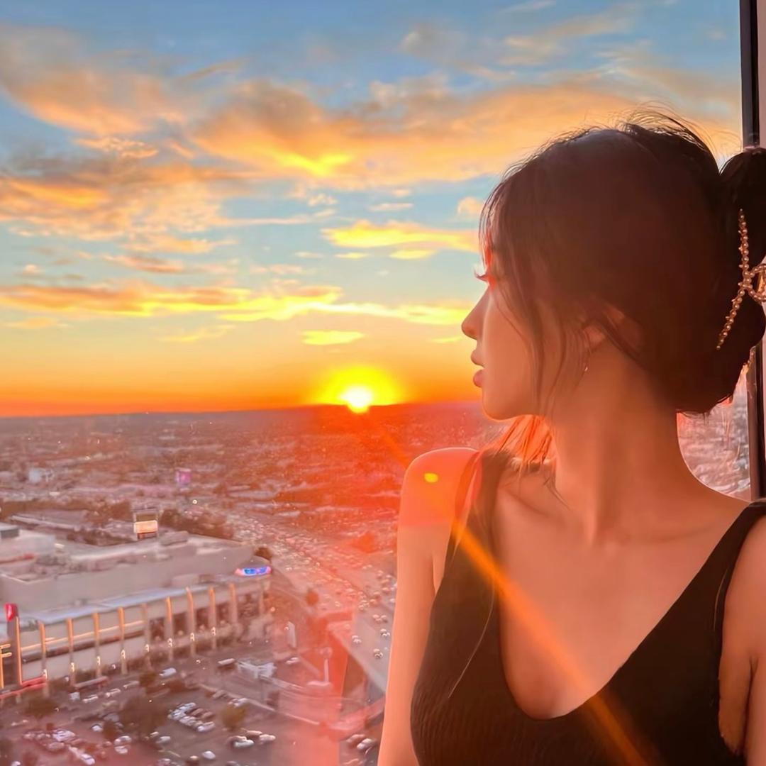 闪闪✨