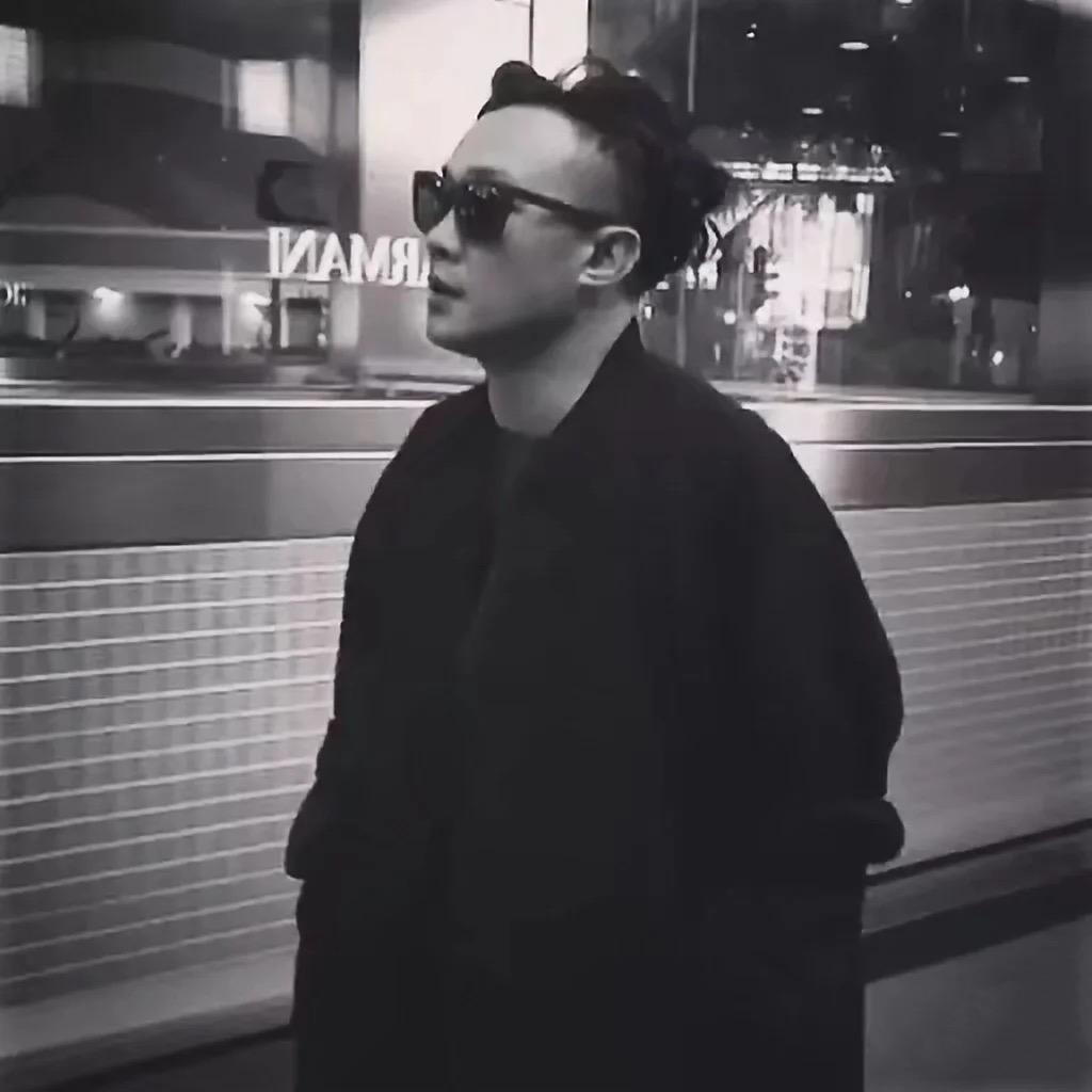 𝑇.四月份排了二百个档