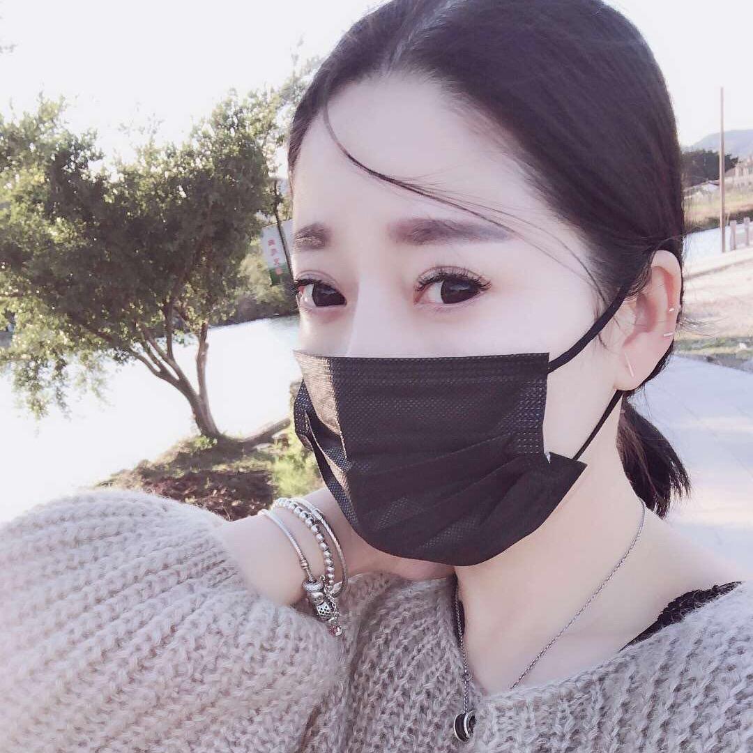 苍南县新女郎服装店