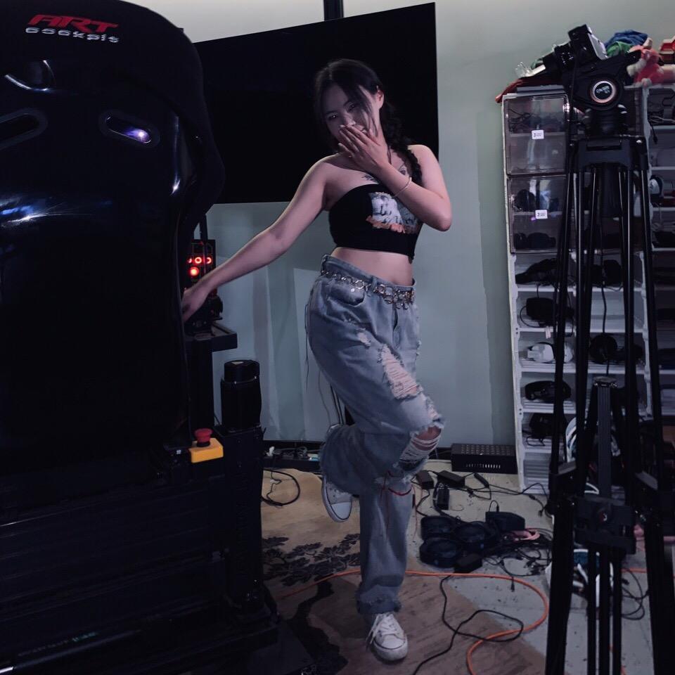 桥桥.
