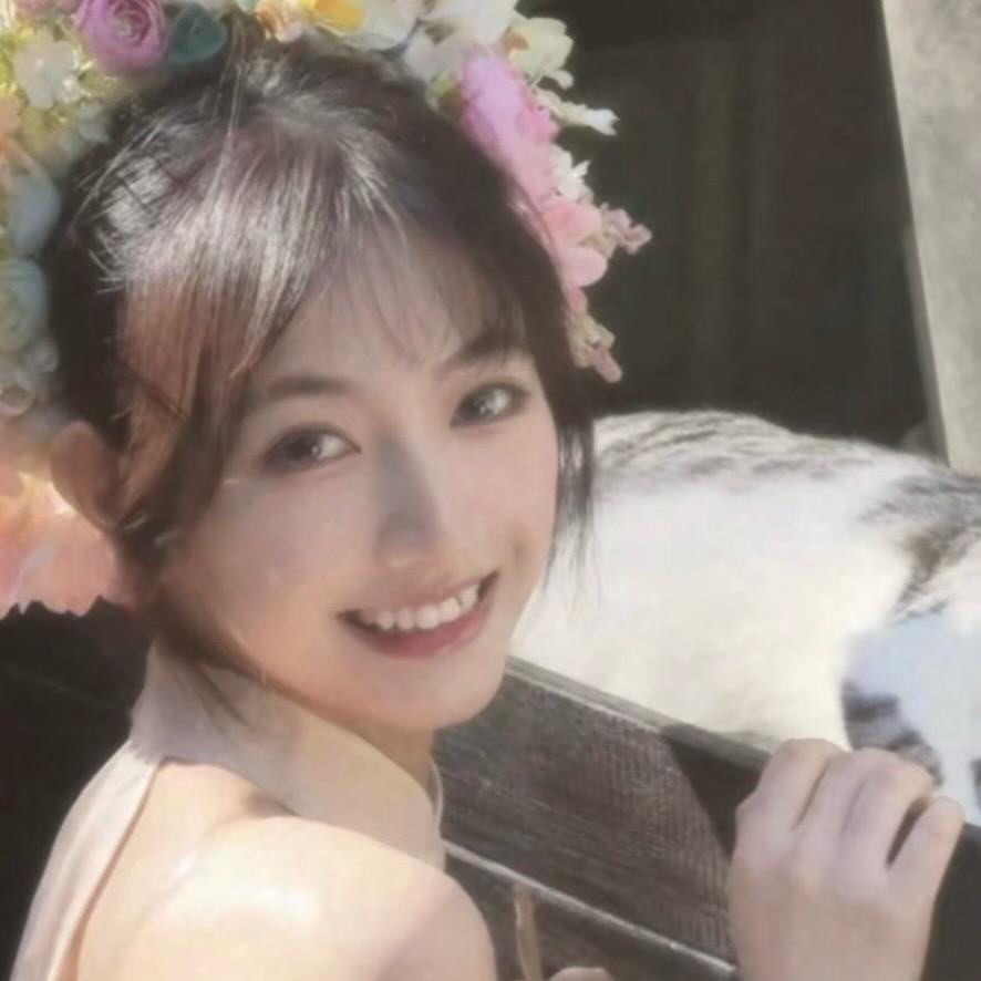 蕞红小王妃🧋