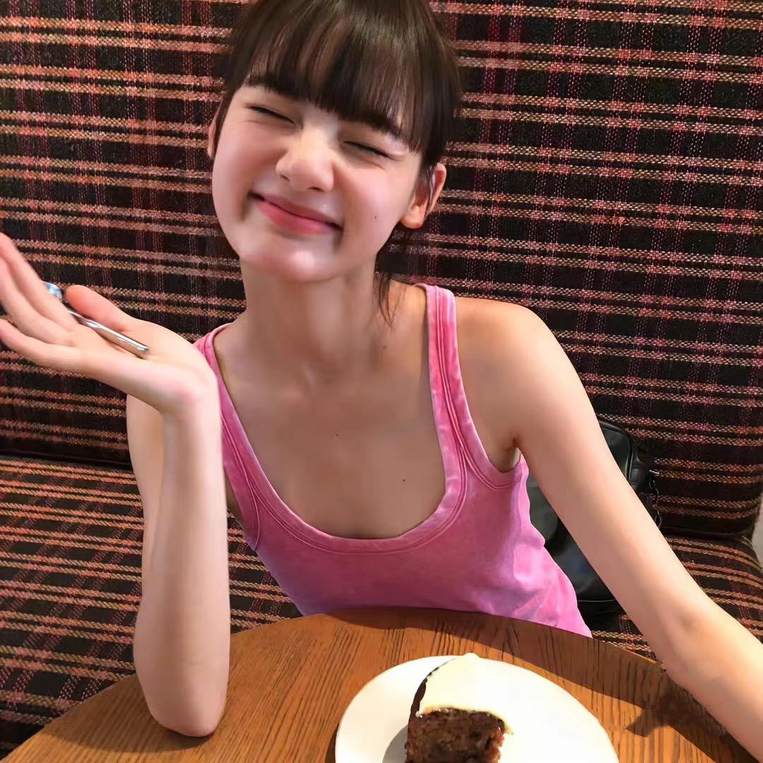 芝芝.