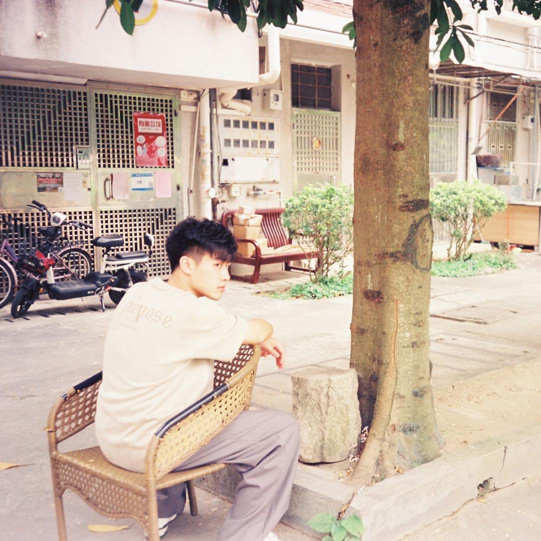 纯爱高冷男神:(