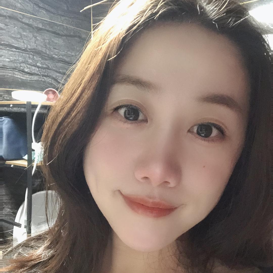 阿晶晶百货商行