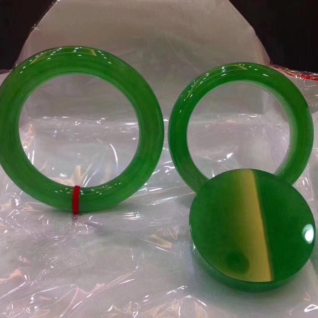 翡翠手镯工厂一手批发