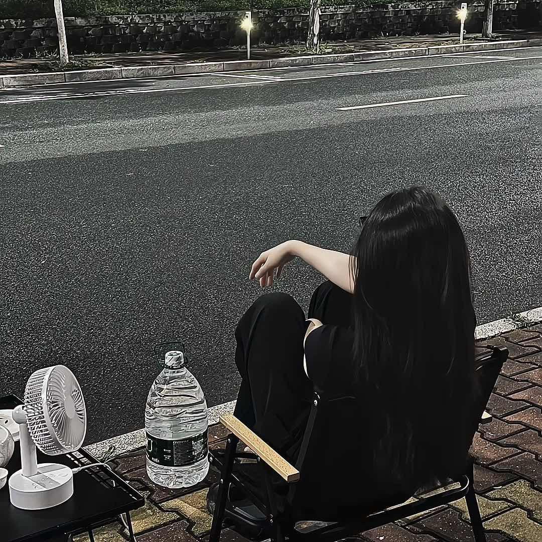 碑海北．