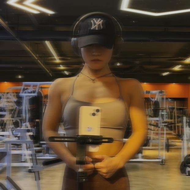 “硬汉”，小🐑