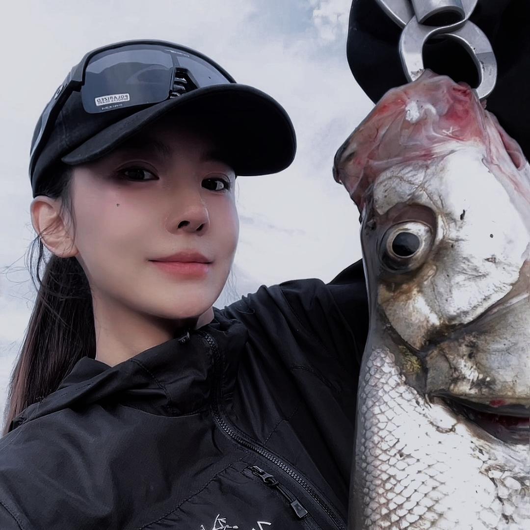 小湖爱吃鱼