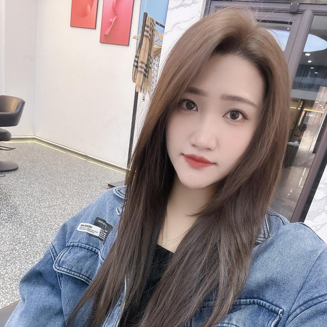 @卖衣服的小鱼