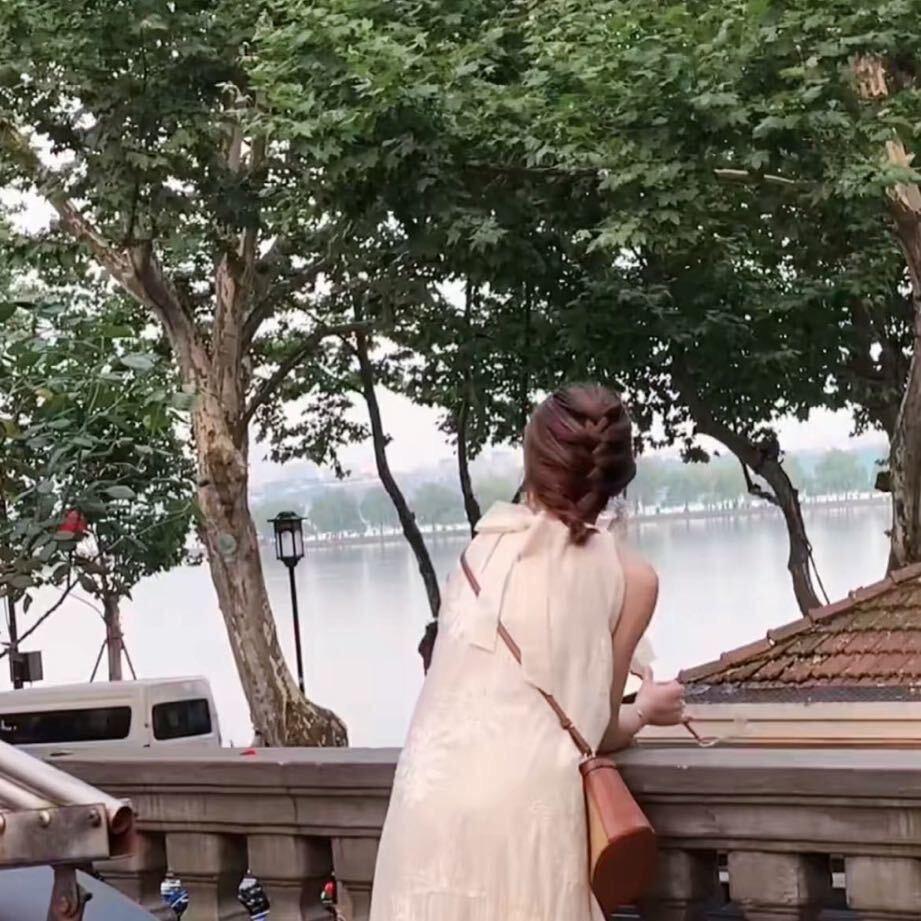 赵夫人👩🏻果果麻麻