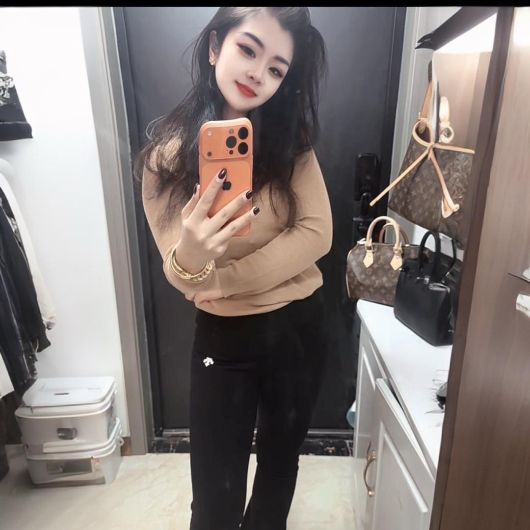 @是赵能能^_^吖