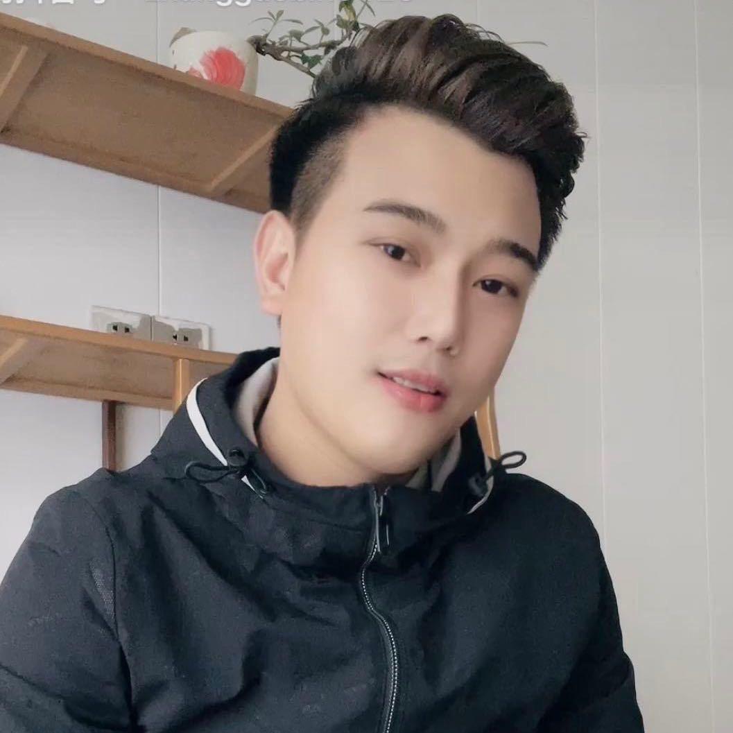 昨夜小楼又东风