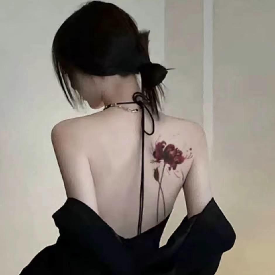 ☪ .