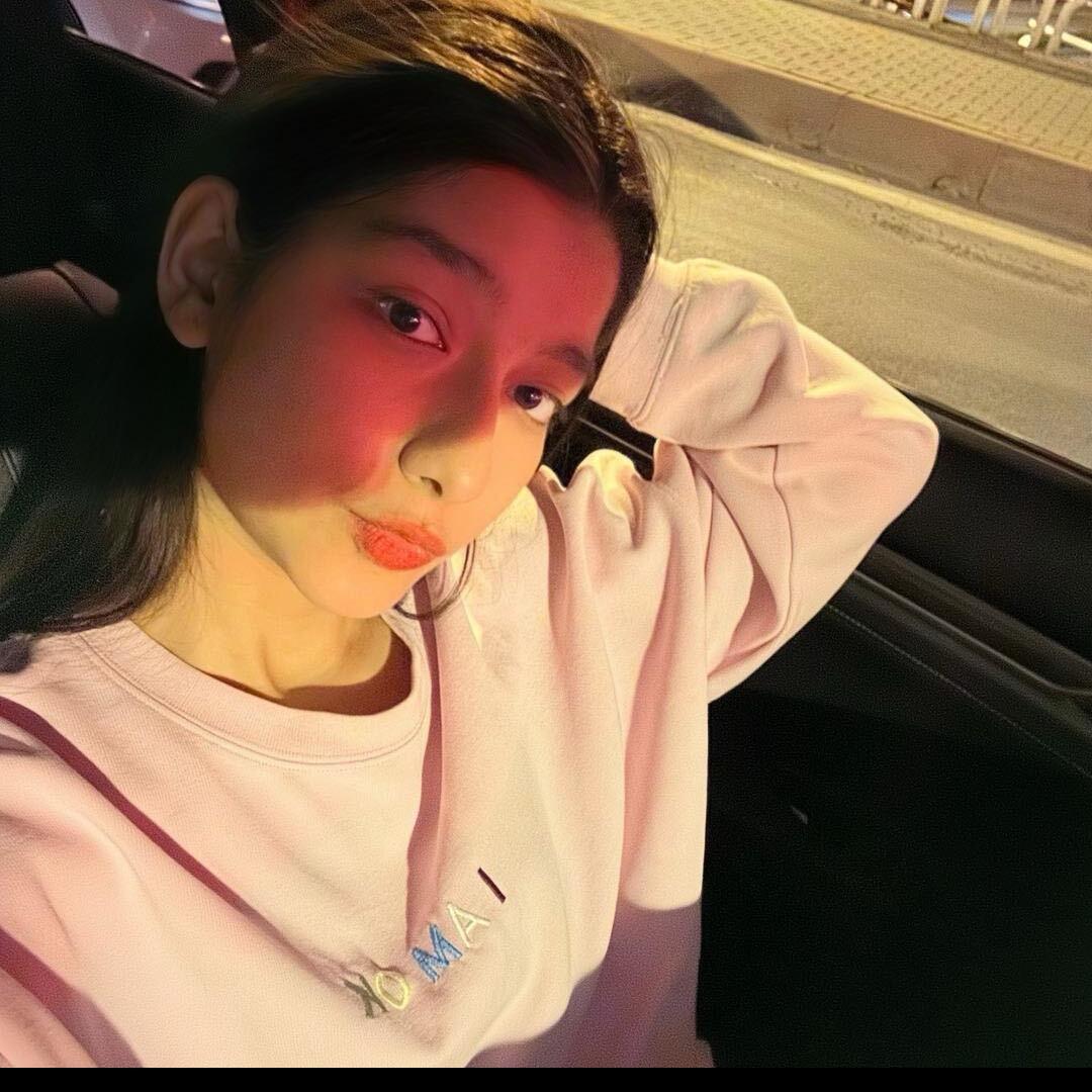 娜菲莎.