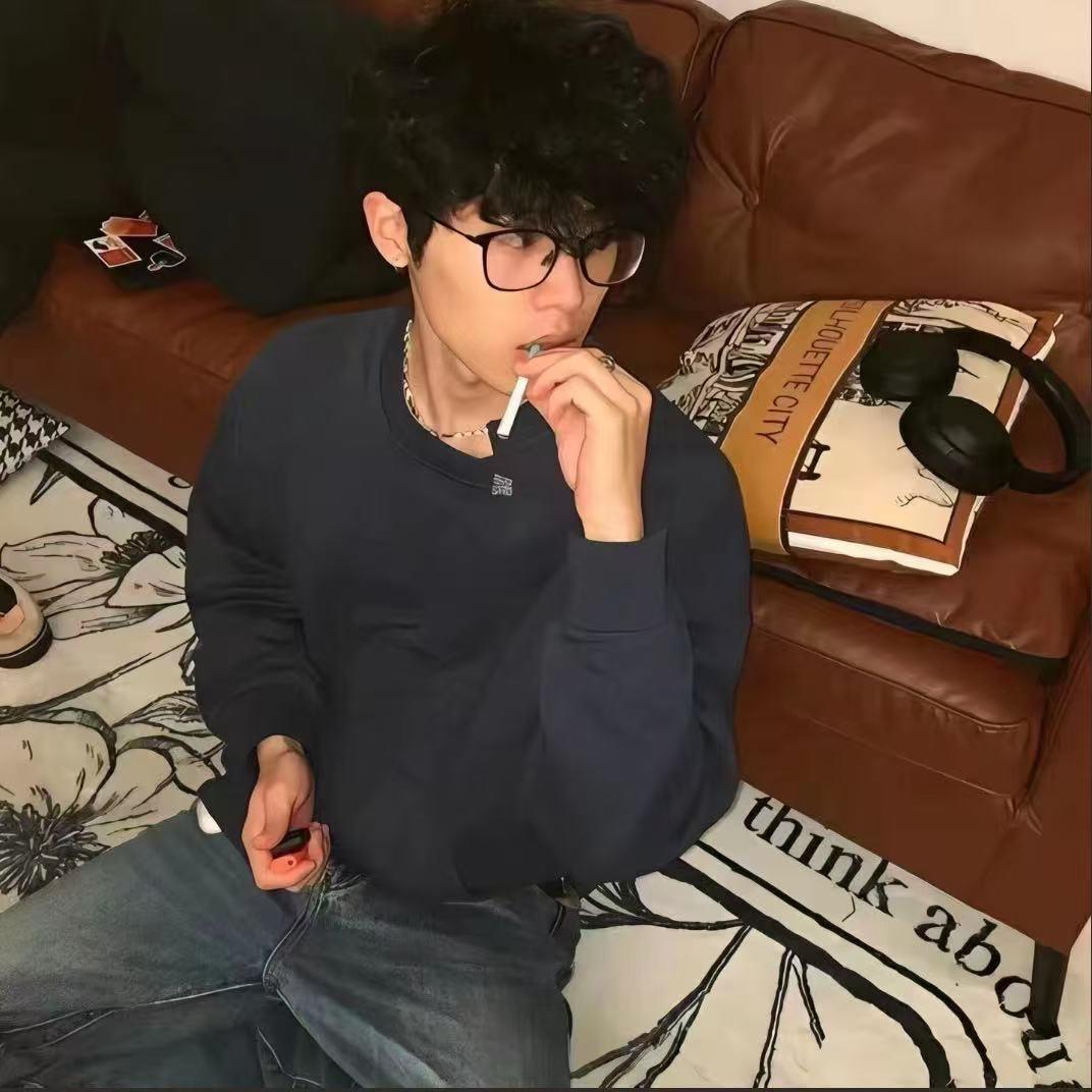 Данияр