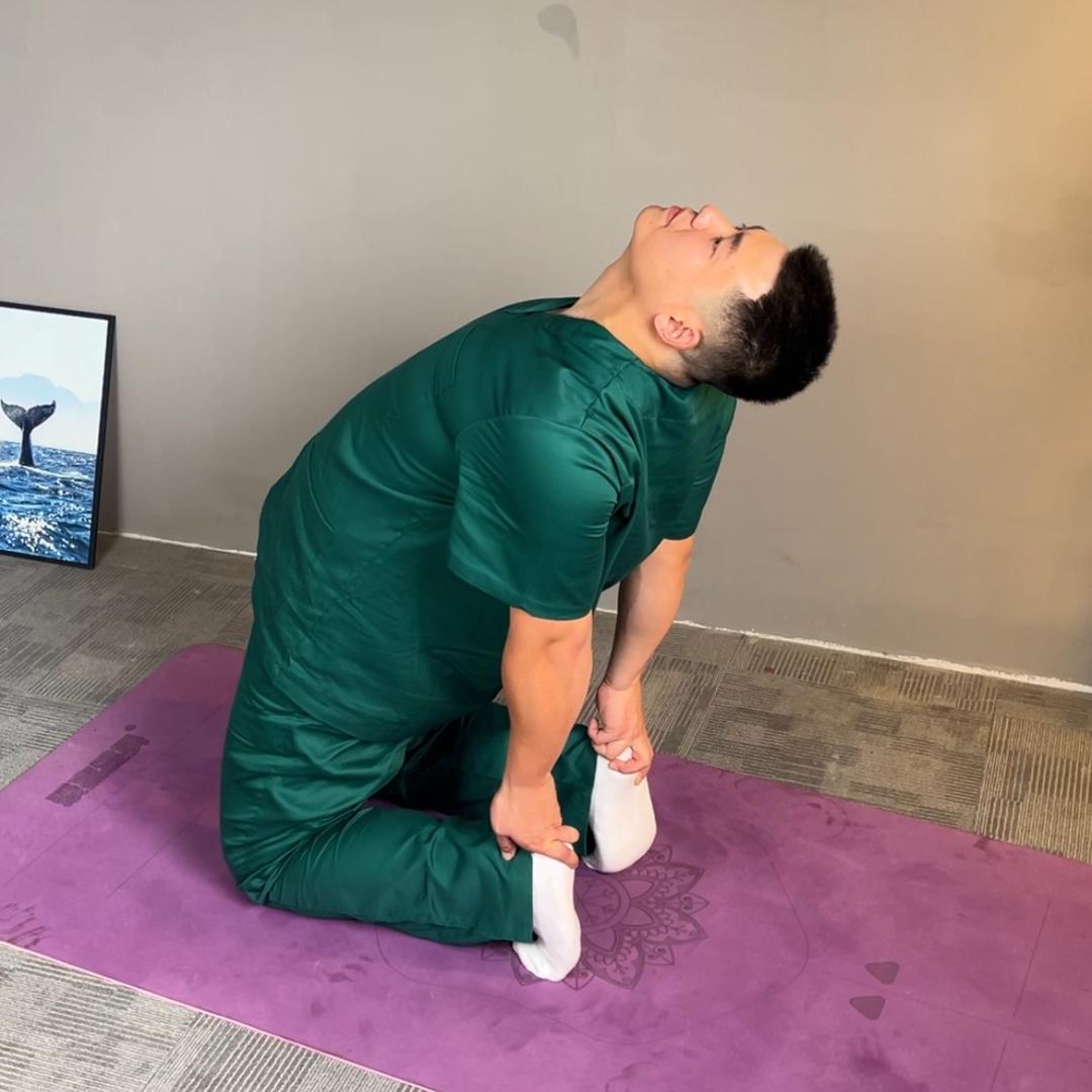 刘一手（脊然有序）