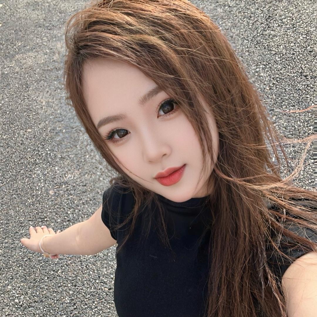 💫*-   佳佳🎀