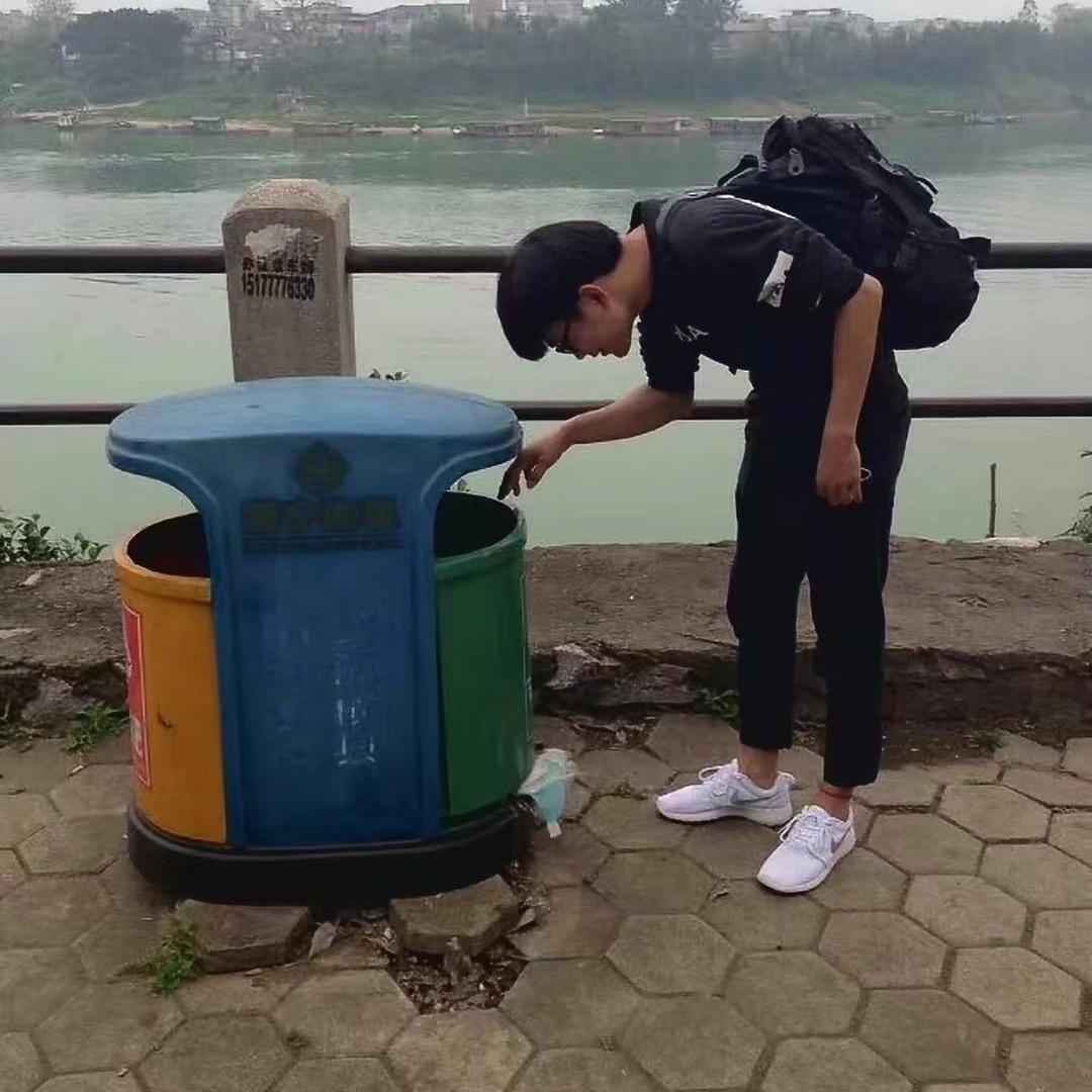 爱喝热美式的项羽