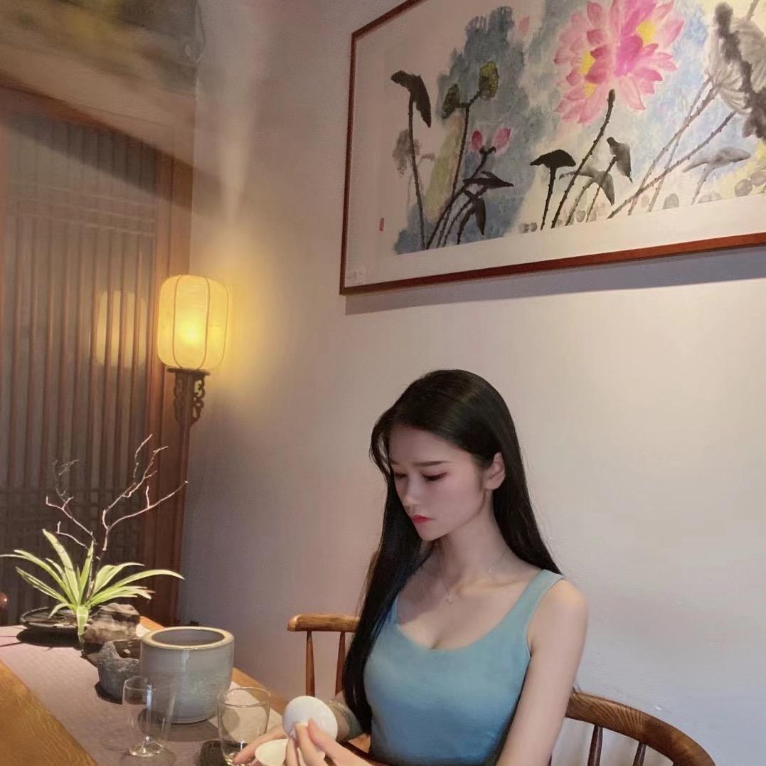 伊伊.YIyi
