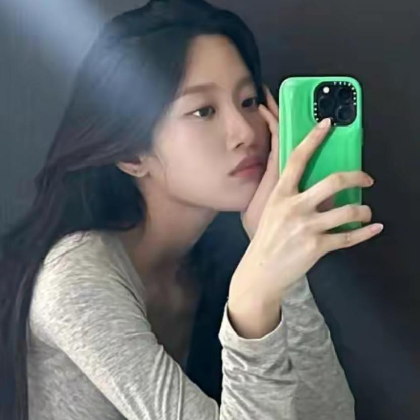 裴楠苇