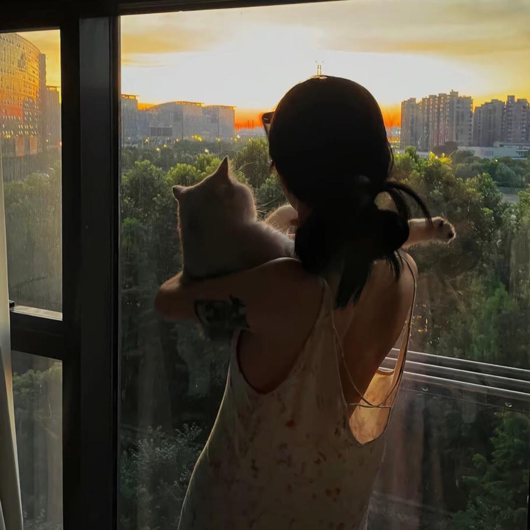才不是美女、