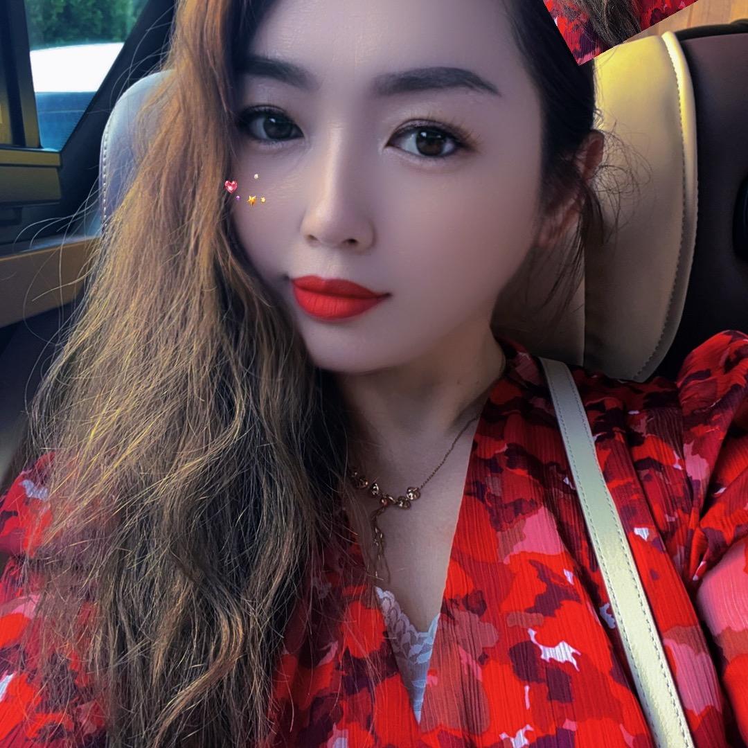 俏佳人美发店