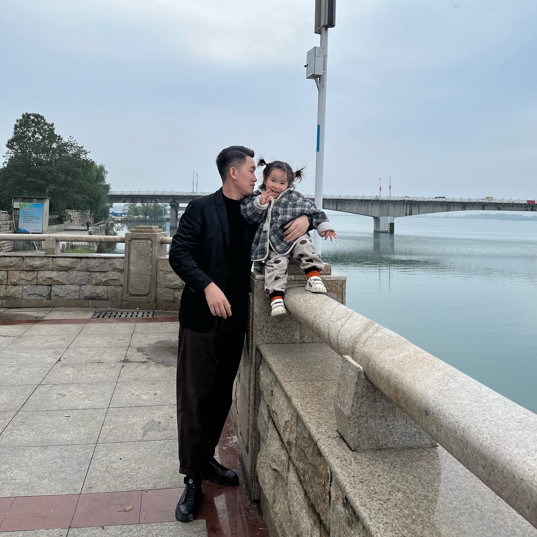 张小旋自助火锅-孟博