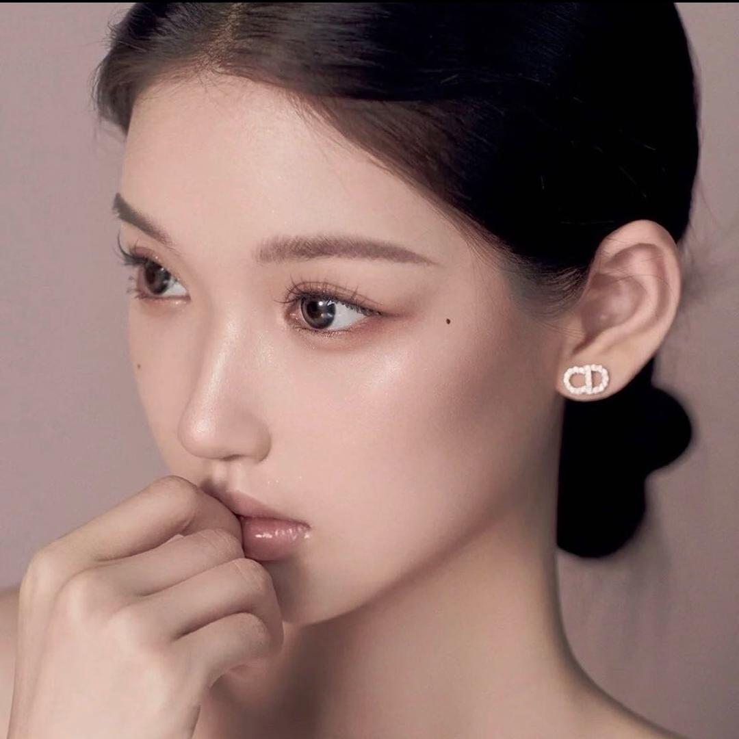 凛