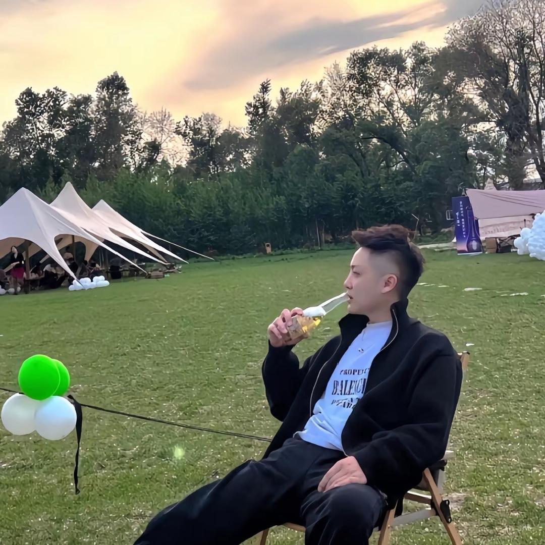 大哥远🚶‍♂️