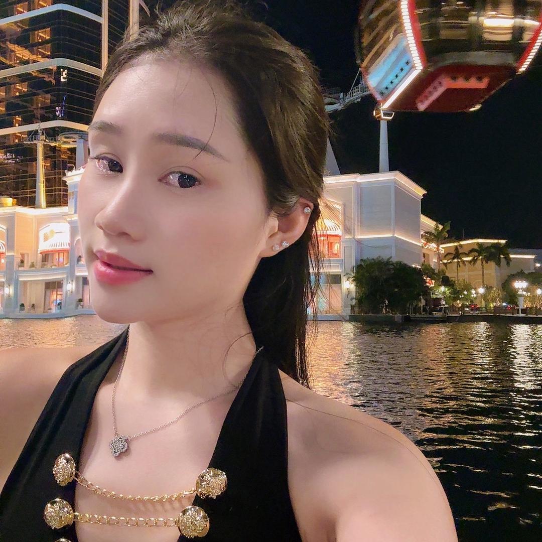 莫莫•🧚‍♀️