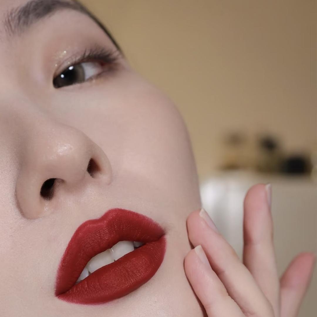 YY轻奢国际美妆