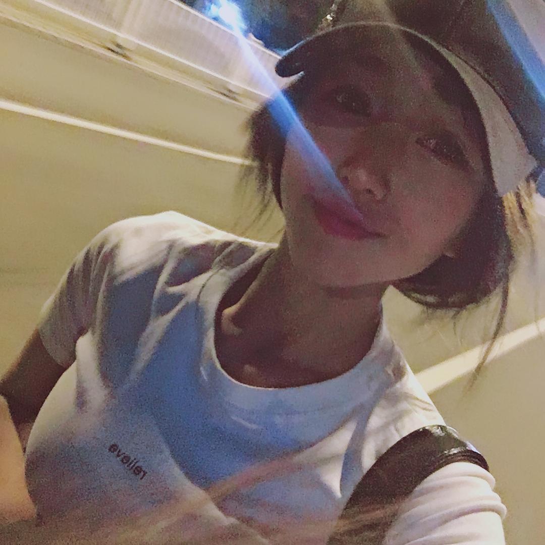 年糕不糕冷zᙆ