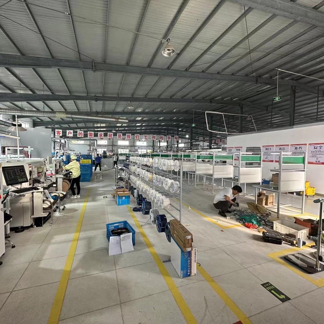 焊机工厂总仓库