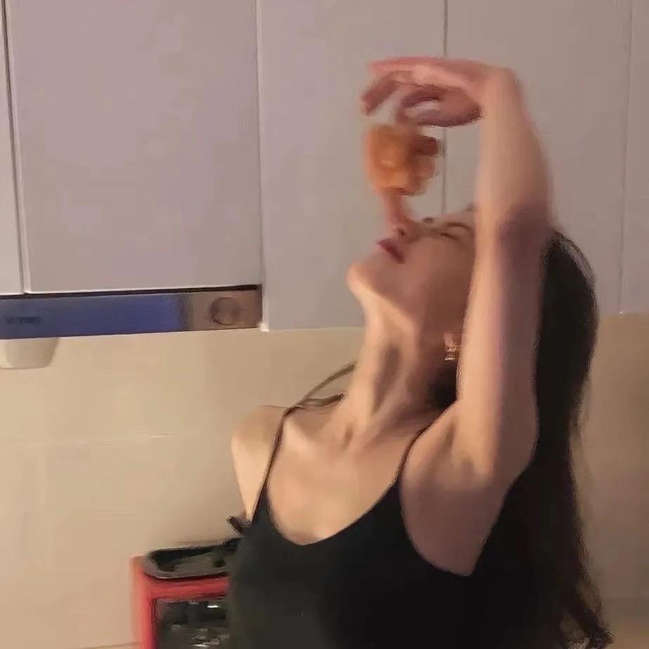 匚扌