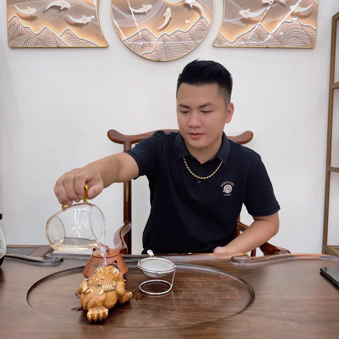 柳州肥利厚金银珠宝（换氏珠宝）