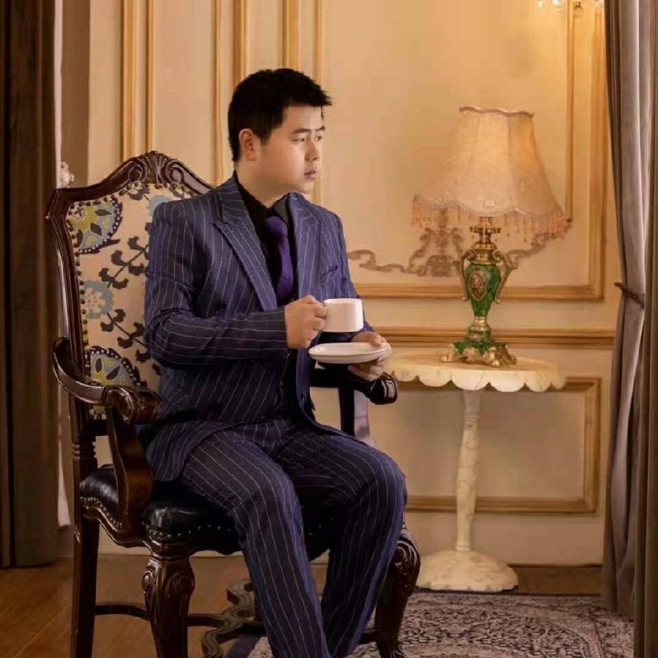 孙正伟万家花城城西银泰城