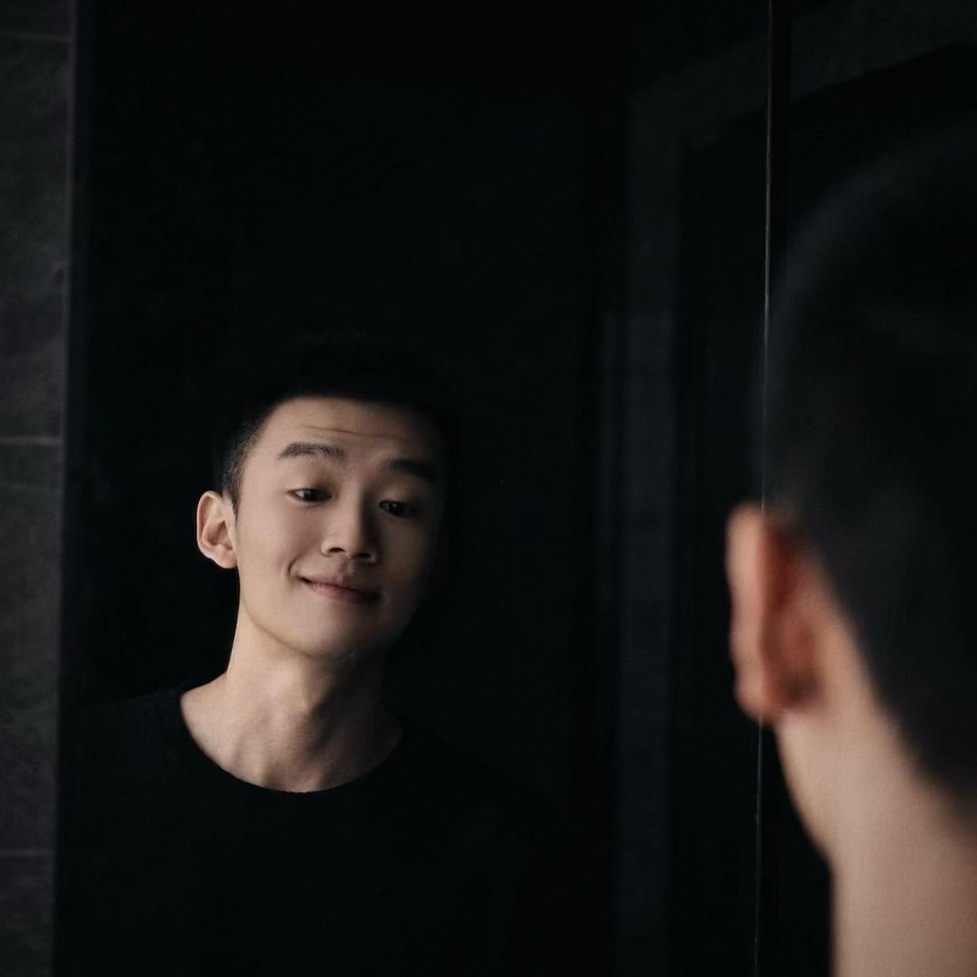 阿扬.