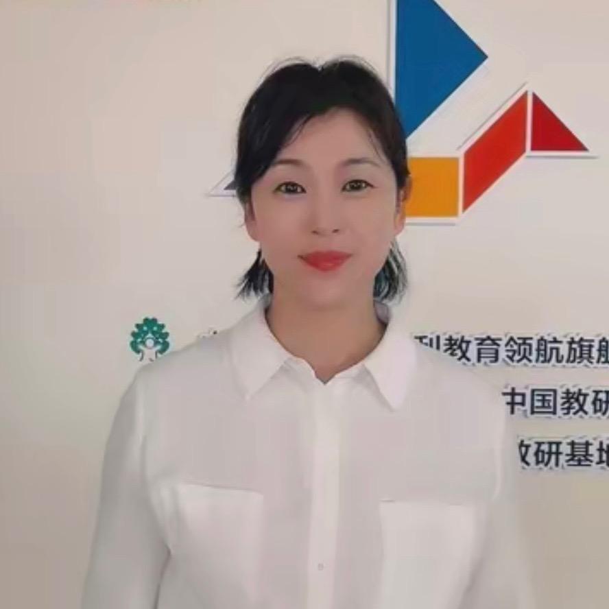 乳山跨世纪丽慧幼儿园王老师