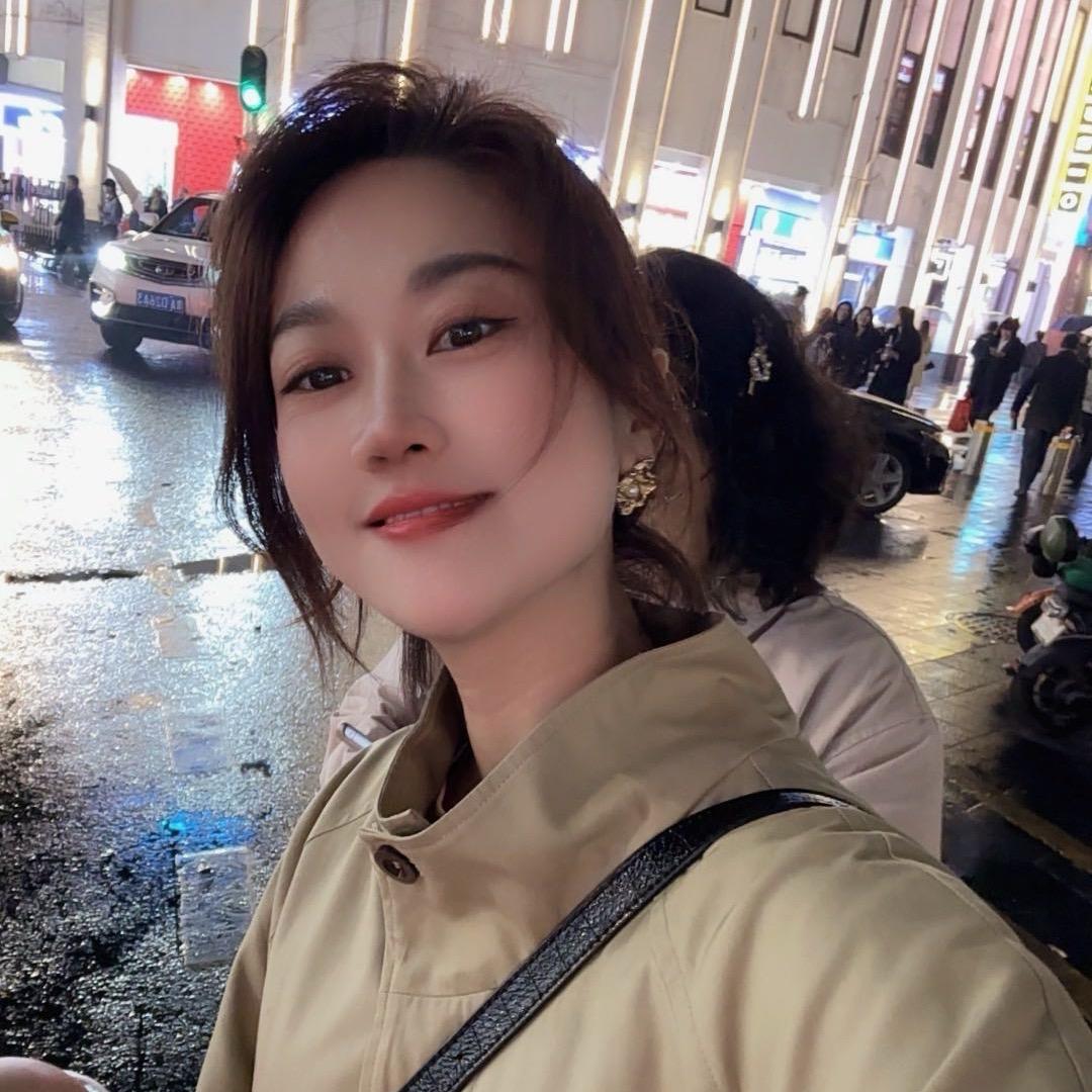 刘燕客服1号爱嘉老店