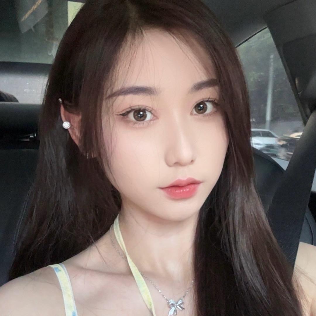 翘嘴的小翠