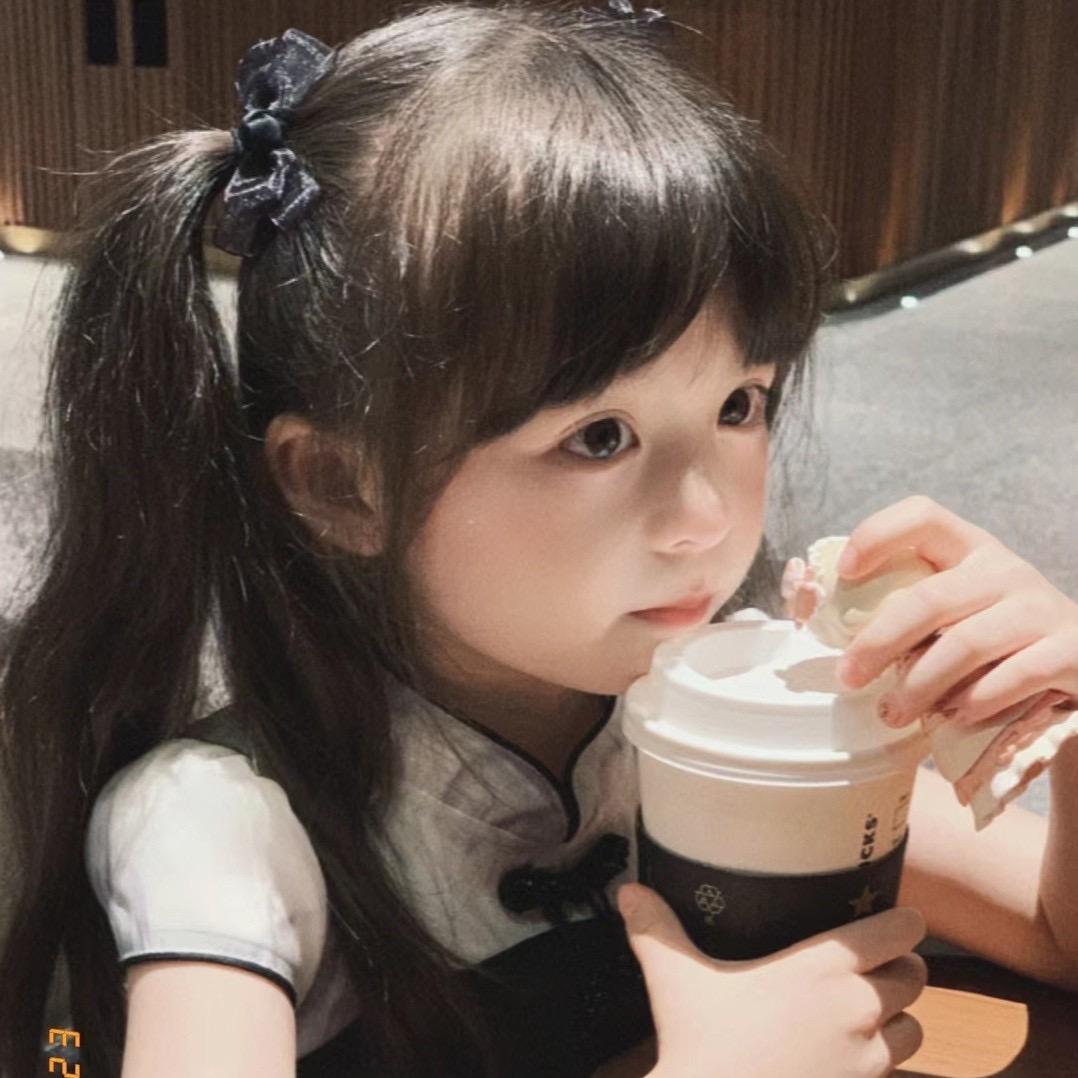 亦菲