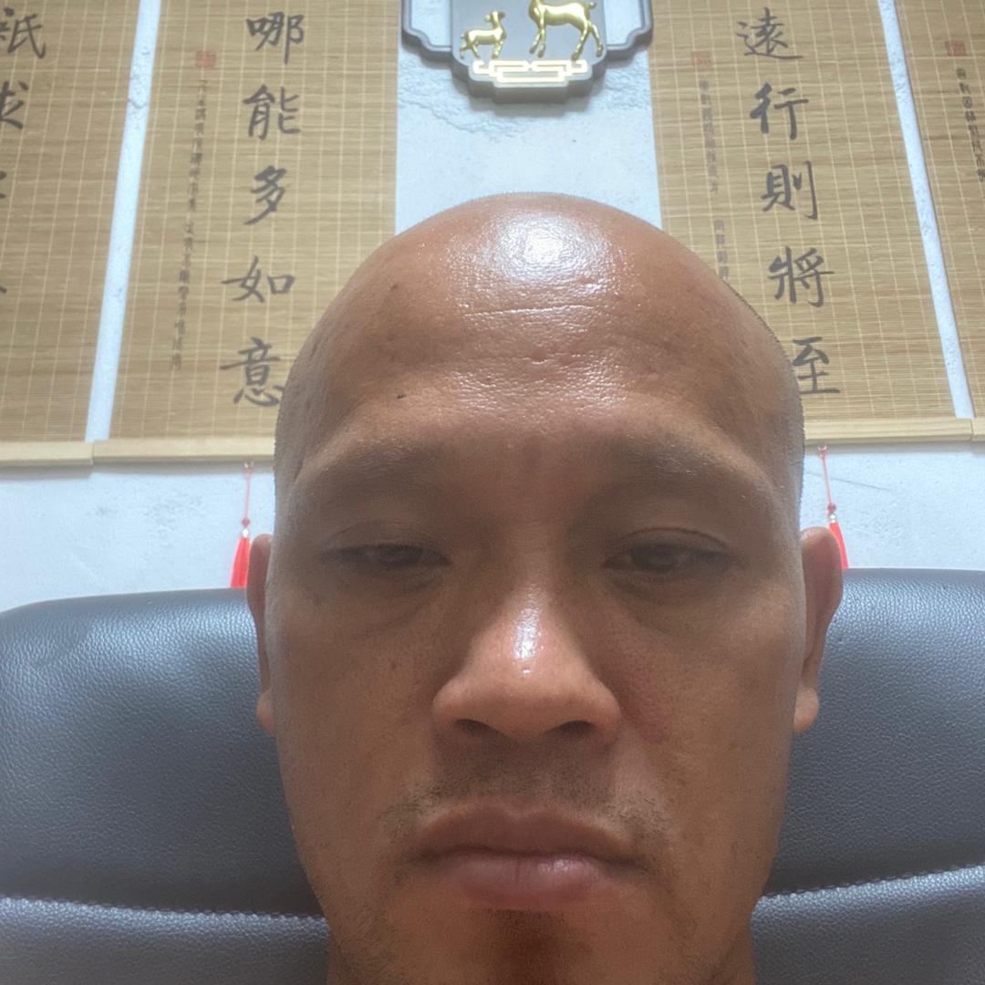 伟城