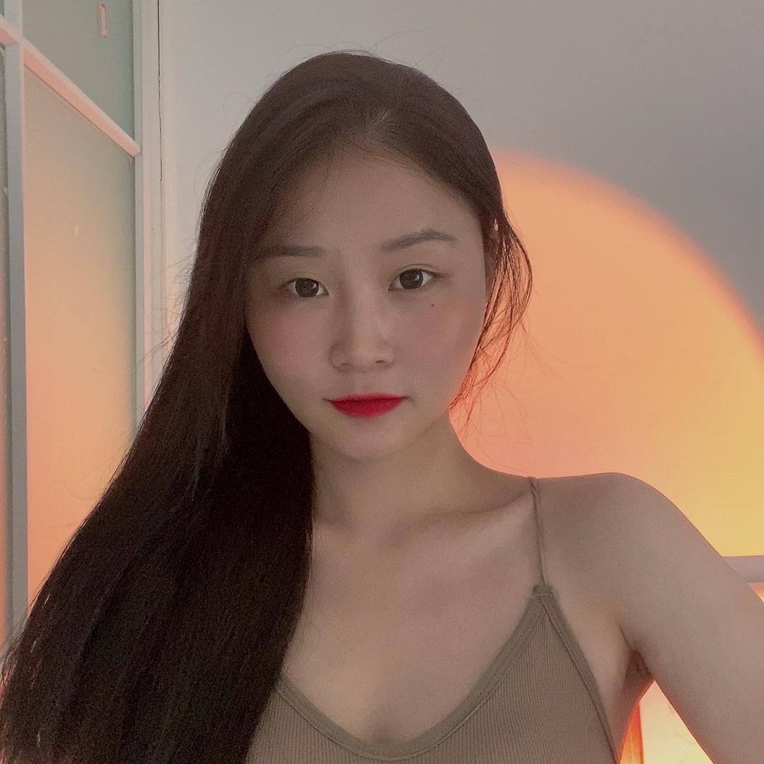 余烨